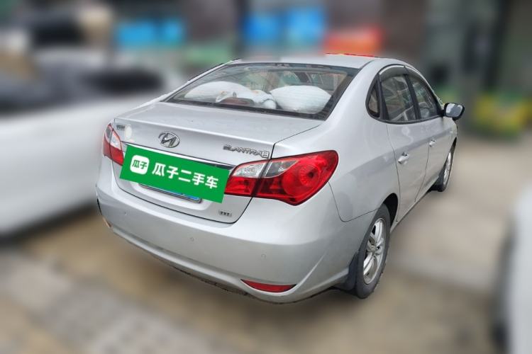 Used Hyundai Celesta 2015 1.6L Automatic Comfort Model
