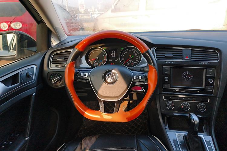 Used Volkswagen Golf 2018 230TSI Automatic Comfort Model