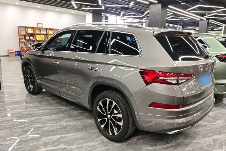 Used Skoda Kodiaq 2023 TSI330 7-Seater Two-Wheel-Drive Luxury Edition