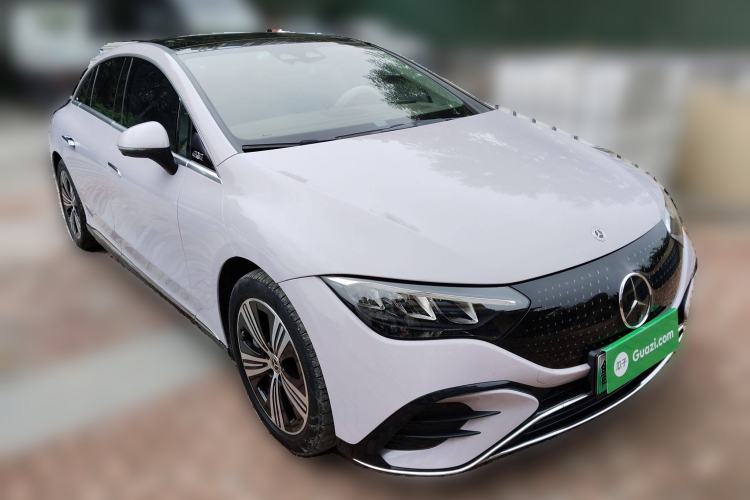 Used Mercedes-Benz EQE 2022 350 Luxury Edition Front Right 45 Deg