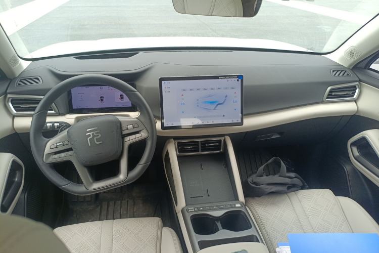 Used BYD Yuan UP 2025 Intelligent Driving Version 401 km Beyond-Range Edition
