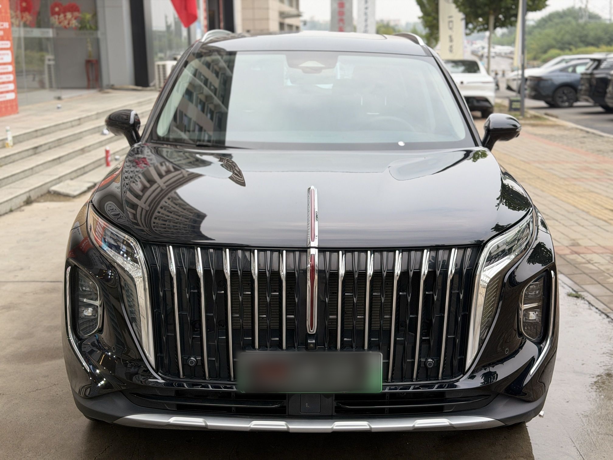 Hongqi HS7 PHEV 2024 2.0T PHEV Four-Wheel Drive Flagship Edition 6 Seats — снимка 12