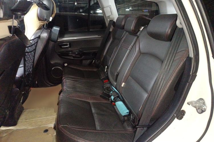 Used Haval H5 Classic 2013 Zhizun Edition 2.0T Manual 4x4 Prestige Model