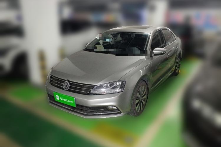 Used Volkswagen Sagitar 2017 180TSI Automatic Luxury Edition