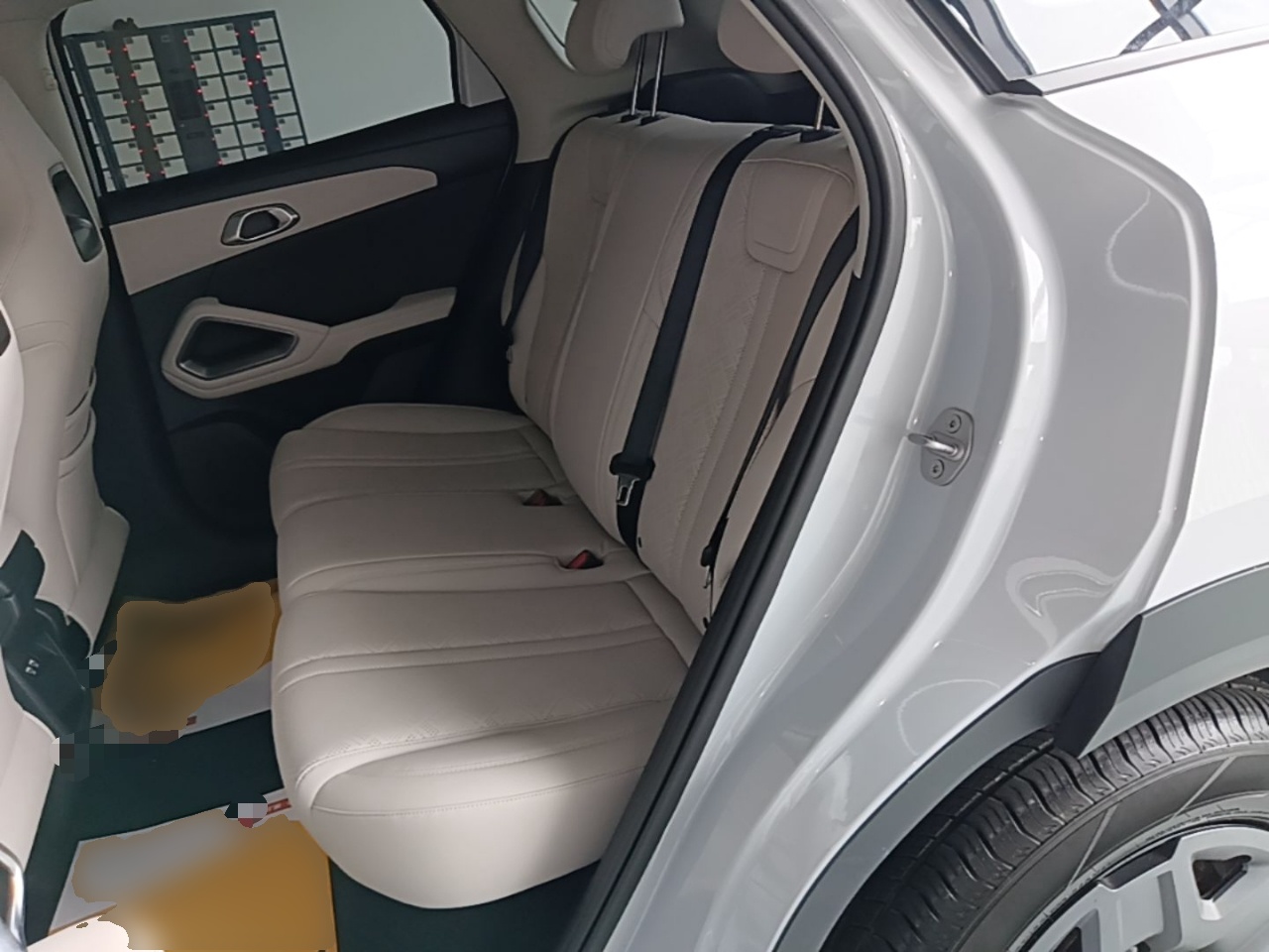 BYD Yuan UP 2024 401 km Active Version — снимка 20