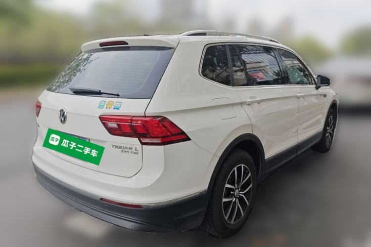 Used Volkswagen Tiguan L 2017 330TSI Automatic Two-Wheel Drive Flagship Edition Rear Right 45 Deg