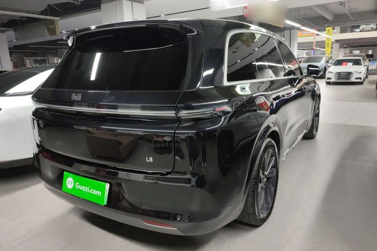 Used Li Auto L8 2023 Pro Model
