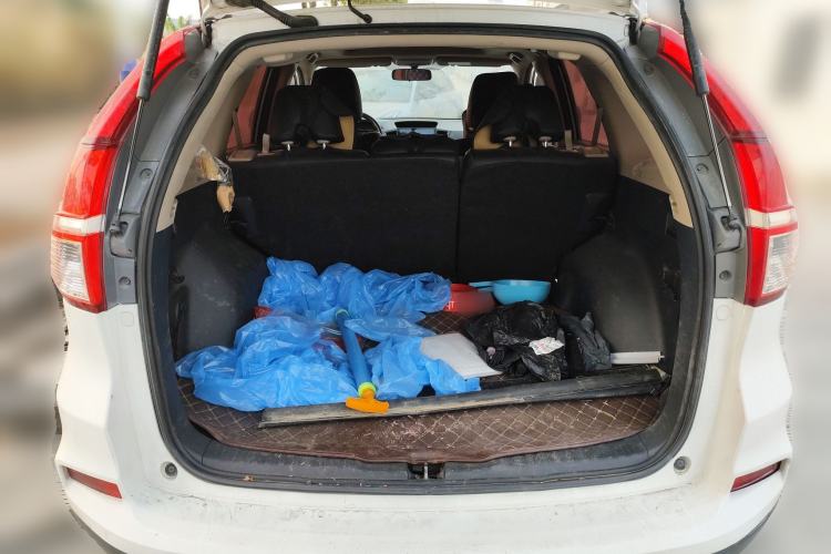 Used Honda CR-V 2016 2.0L two-wheel drive Urban Edition Trunk