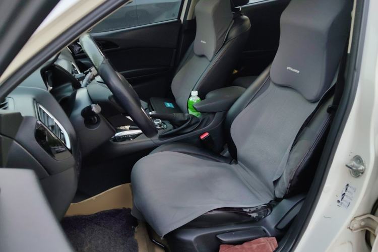 Used Mazda 3 Axela 2014 Sedan 1.5L Automatic Luxury Model