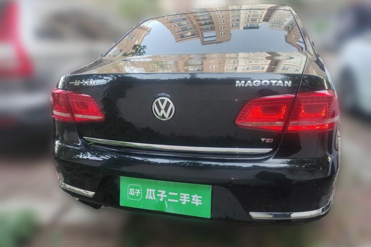 Used Volkswagen Magotan 2015 1.8TSI Prestige Model
