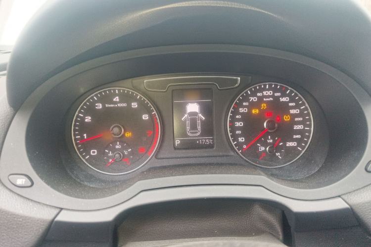 Used Audi Q3 2016 30 TFSI Fashion Model Instrument Cluster