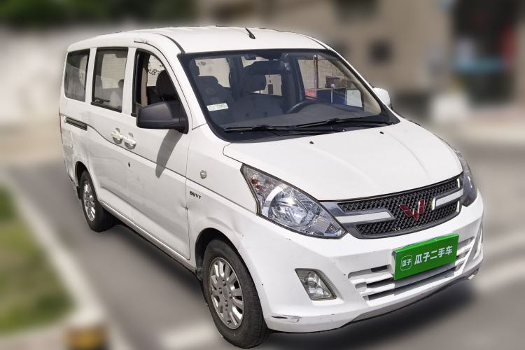 Used Wuling Rongguang V 2016 1.5L Standard Version
