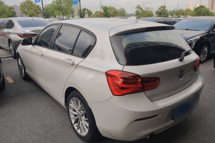 Used BMW 1 Series 2015 120i Leading Model Rear Left 45 Deg