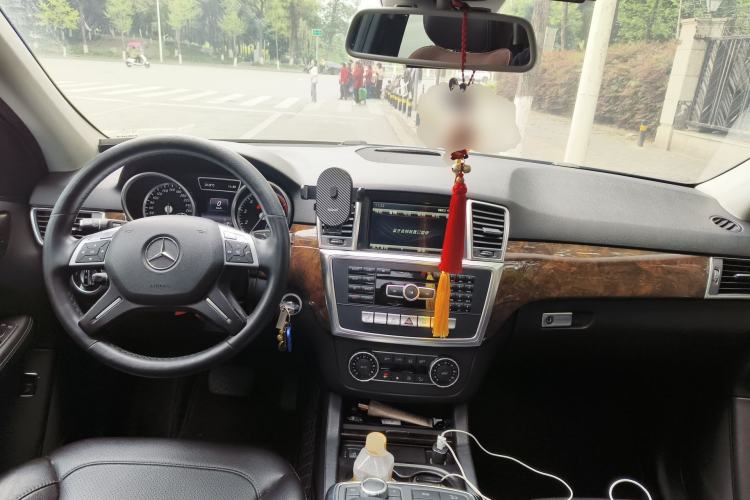 Used Mercedes-Benz M-Class 2014 ML 400 4MATIC Dynamic Model