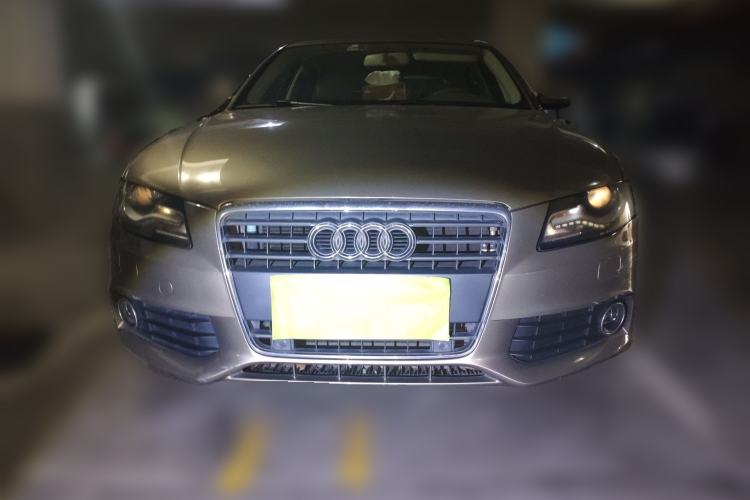 Used Audi A4L 2012 2.0 TFSI automatic Comfort trim level Front