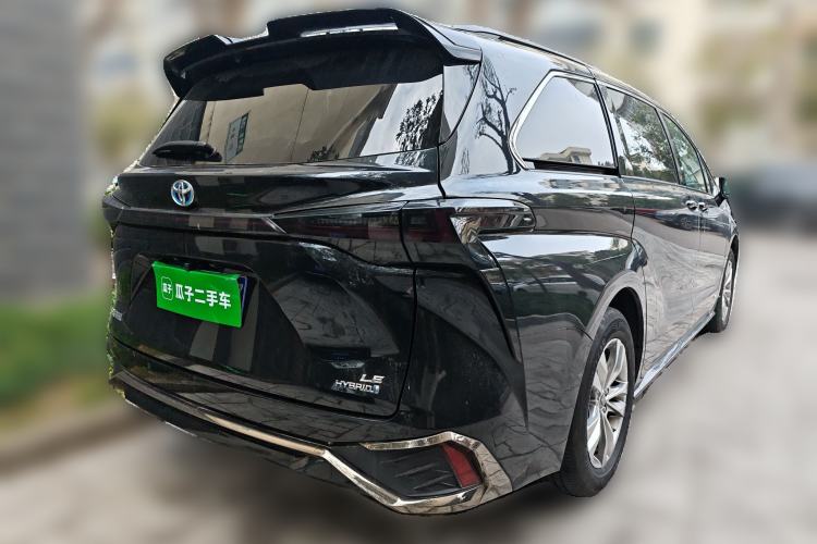 Used Toyota SIENNA 2024 2.5L Hybrid Comfort Edition Exterior 5