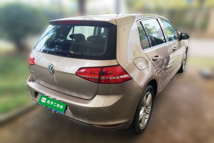 Used Volkswagen Golf 2016 180TSI Automatic Comfort Model Rear Right 45 Deg