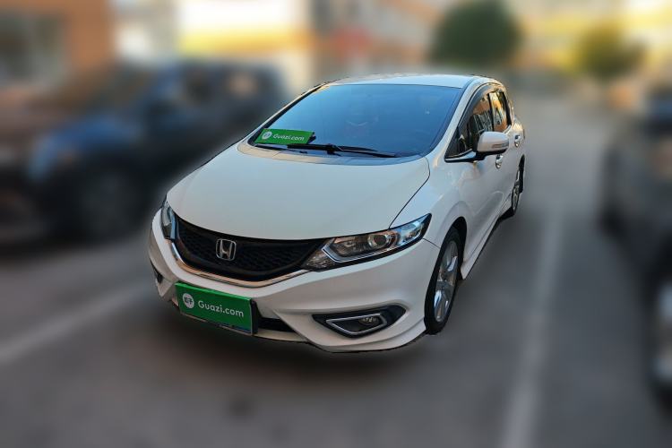 Used Honda Jade 2013 1.8L automatic Comfort version 5 seats