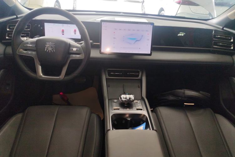 Used BYD Qin L 2025 DM-i Smart Drive 120KM Leading Model