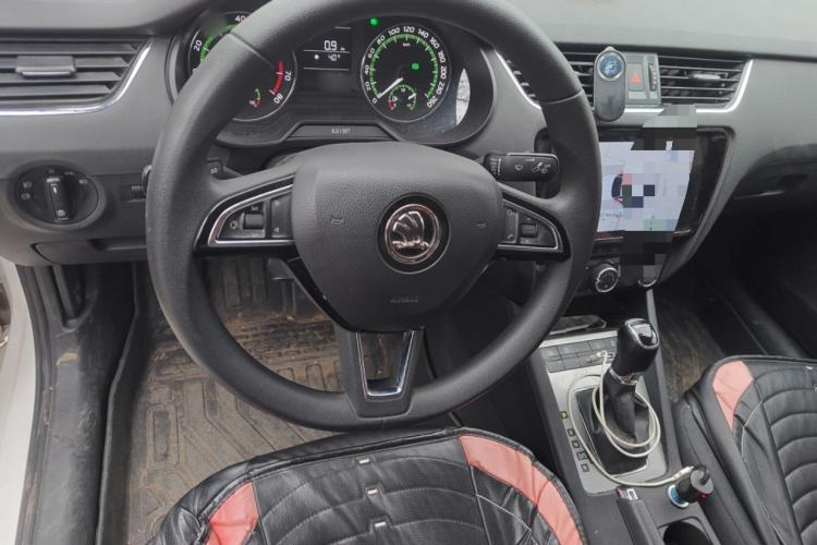 Used Skoda Octavia 2019 1.5L Automatic SmartDrive Comfort Edition China V Standard
