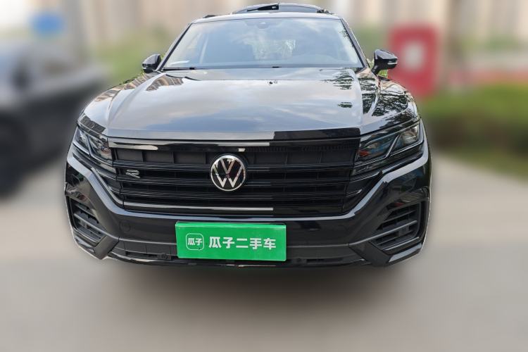 Used Volkswagen Touareg 2022 3.0 TSI Luxury Edition Black Diamond Sport Package
