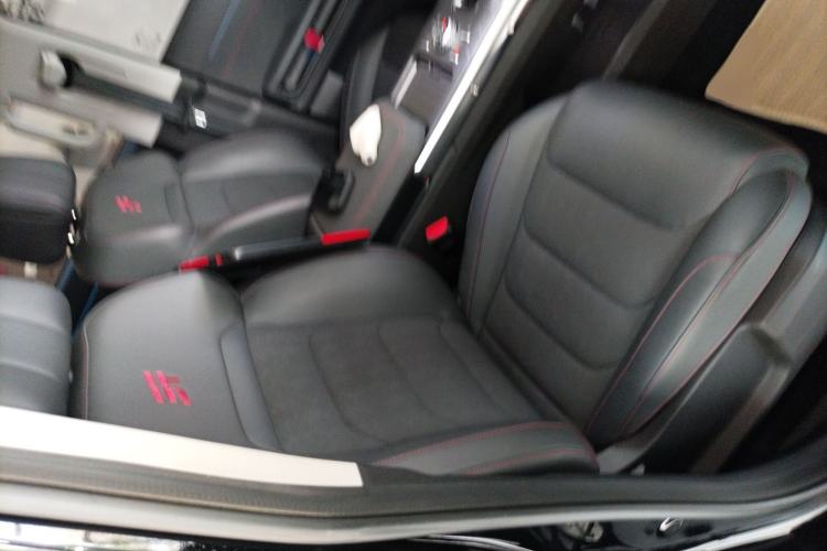 Used JETOUR Traveler 2023 2.0T All-Wheel-Drive CrossPRO Right Front Seat