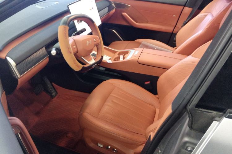 Used ONVO L60 2024 60 kWh Rear-Drive Version