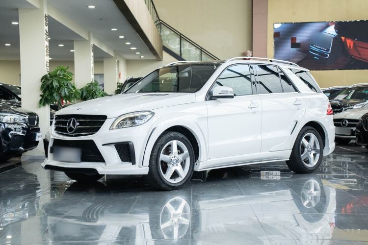 Used Mercedes-Benz M-Class 2015 ML 400 4MATIC Luxury Model
