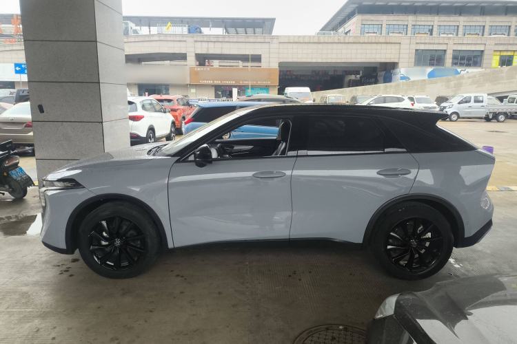 Used Venucia V 2021 260T Tianwang Edition
