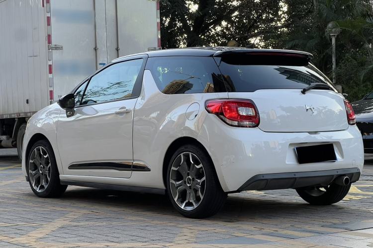 Used DS 3 2012 1.6L Supreme Edition
