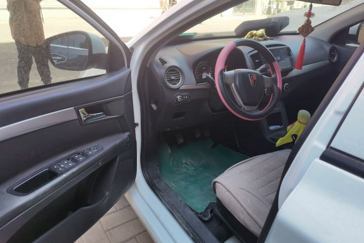 Used Roewe 350 2015 1.5L Manual Luxury Sunroof Edition