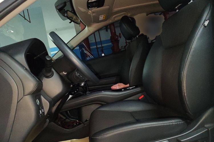 Used Honda Vezel 2020 1.5L CVT Luxury Edition Left Front Seat