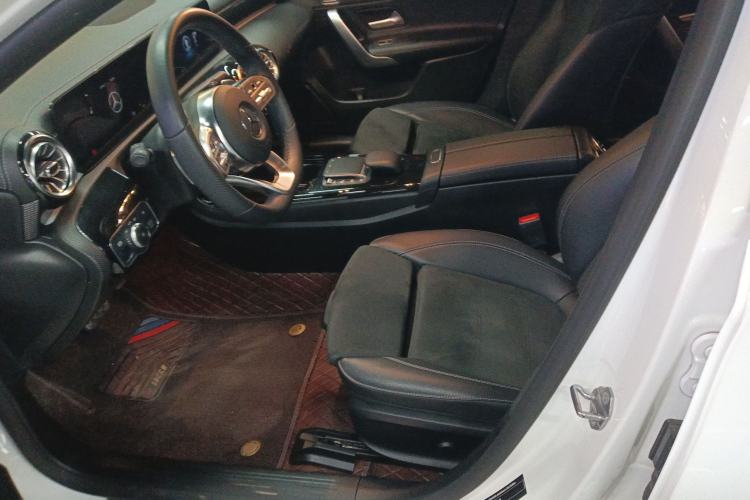 Used Mercedes-Benz A-Class 2021 A 200 L Sport Sedan Fashion Model Left Front Seat