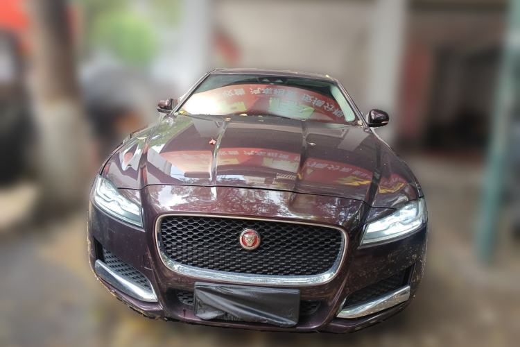 Used Jaguar XFL 2018 XFL 2.0T 250 PS Luxury Edition Front