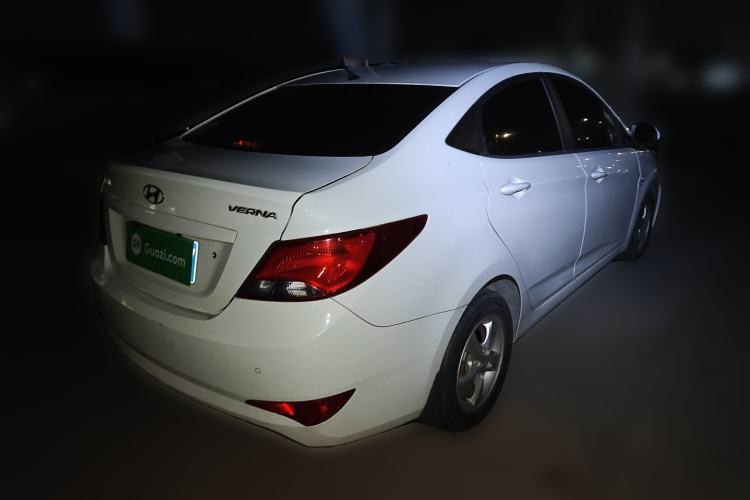 Used Hyundai Verna (older generation) 2016 1.4L Manual Smart GLS Trim