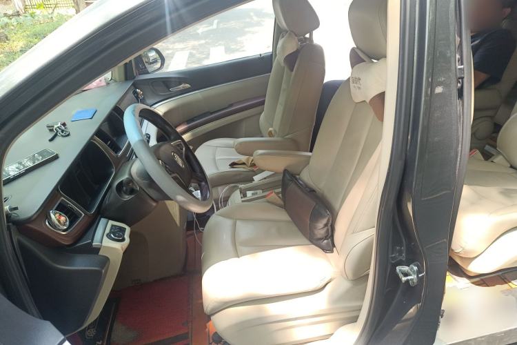 Used Buick GL8 2018 28T Luxury Model China VI Standard
