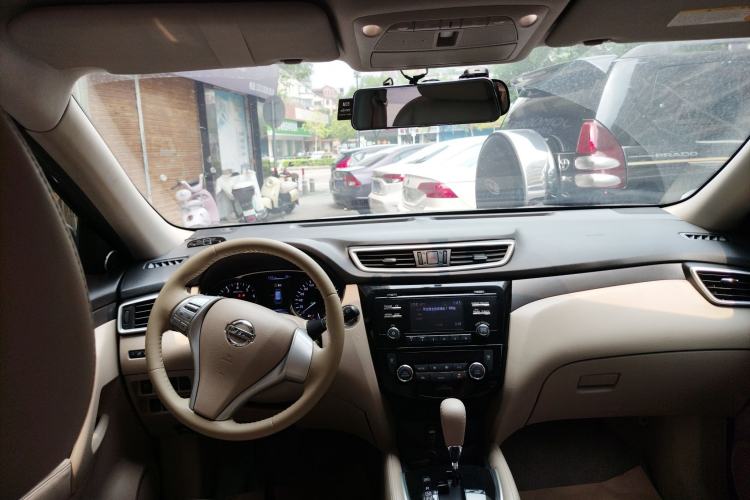 Used Nissan X-Trail 2014 2.0L CVT Comfort Edition 2WD