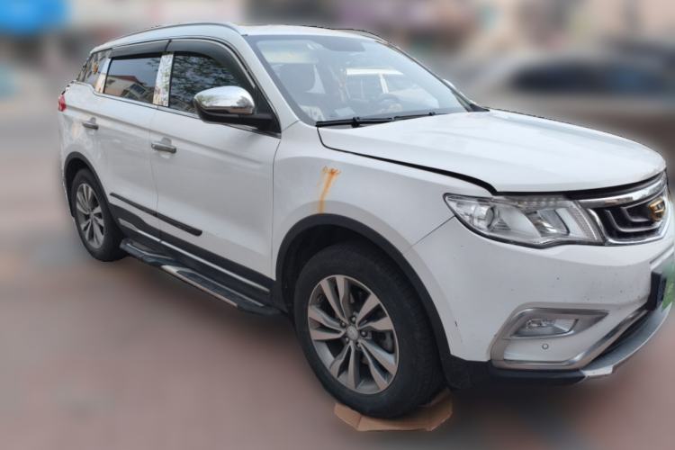 Used Geely Auto Emgrand X7 Sport 2016 2.0L Manual Smart Connect Version Front Right 45 Deg