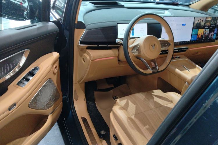 Used VOYAH Dream 2026 Model PHEV Kunpeng Pro Driver Seat