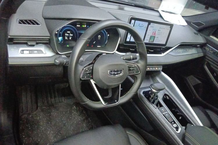 Used Geely Auto Preface 2023 1.5TD Kunlun Edition Center Console