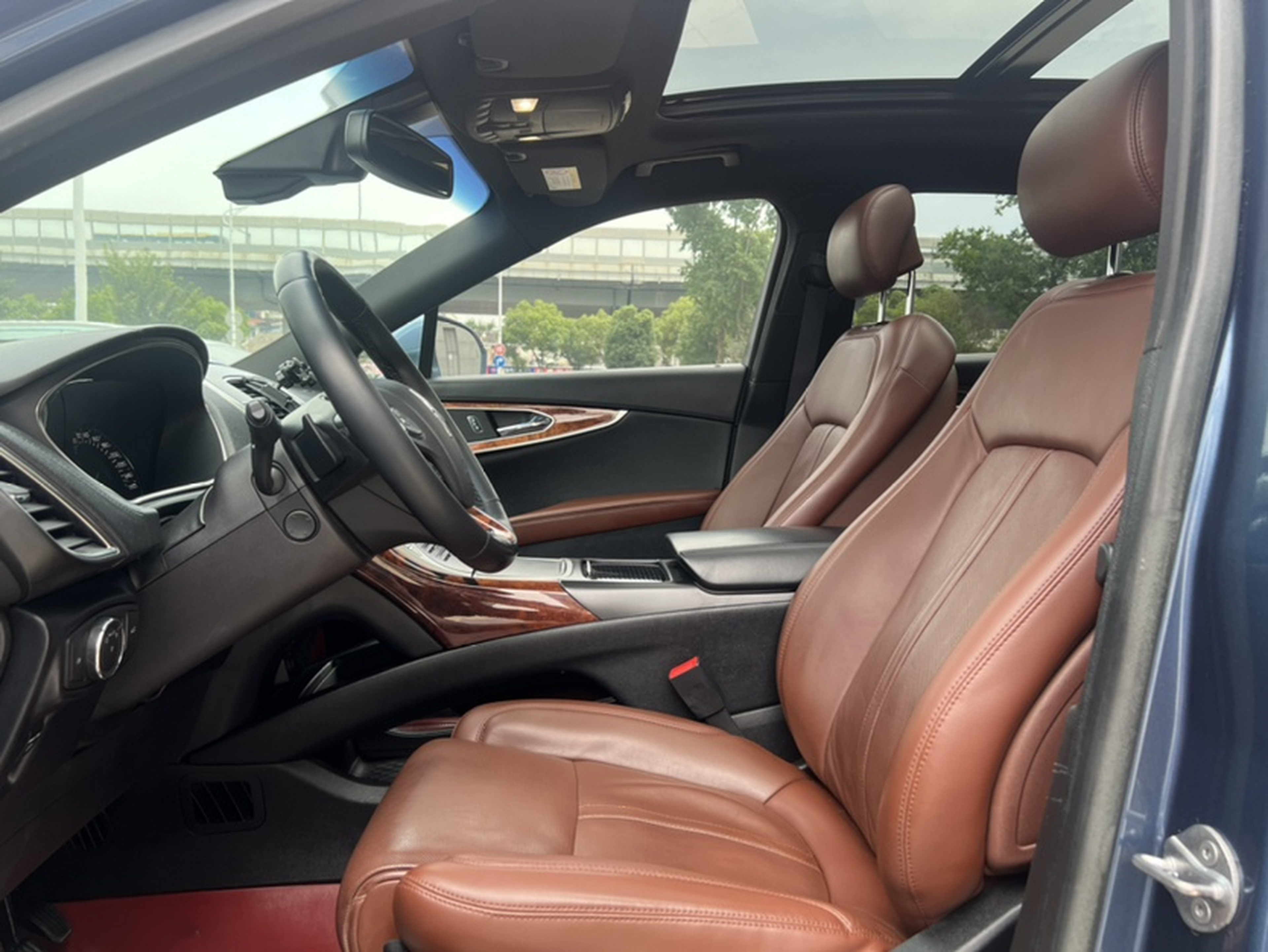 Interior delantero