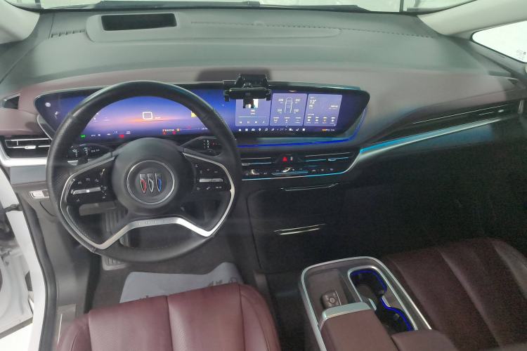 Used Buick Century 2023 2.0T Six-Seater Yinshi Edition