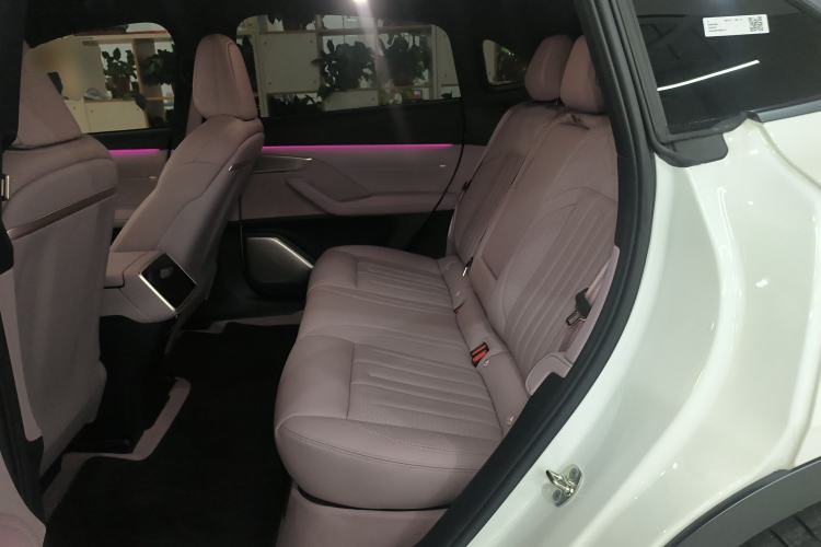 Used ONVO L60 2024 60 kWh Rear-Drive Version
