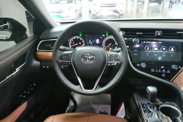 Used Toyota Camry 2019 Revised Version 2.0G Luxury Edition Steering Wheel