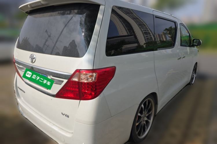 Used Toyota Alphard 2012 3.5L Luxury Edition
