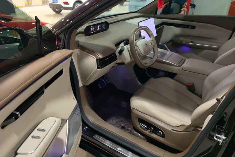 Used Hyptec HT 2023 670 Rear-Drive Ultra-High Voltage Version
