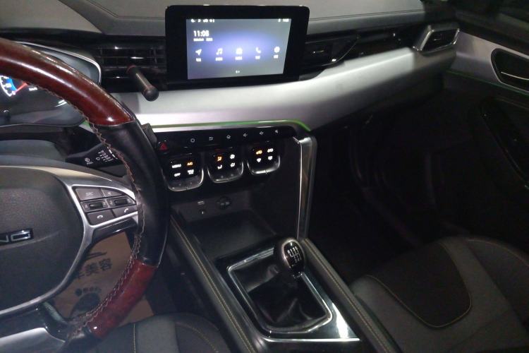 Used BAIC Beijing X3 2019 1.5T Manual Glory Edition
