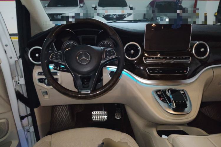 Used Mercedes-Benz V-Class 2018 V 260 L Prestige Extended Version China VI