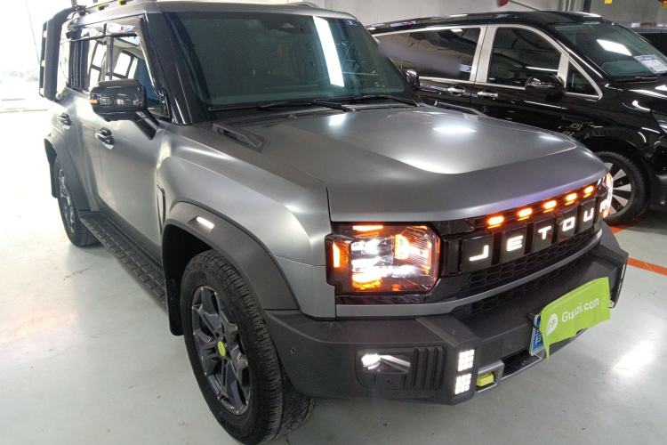 Used JETOUR Traveler 2023 2.0T All-Wheel Drive CrossPRO+
