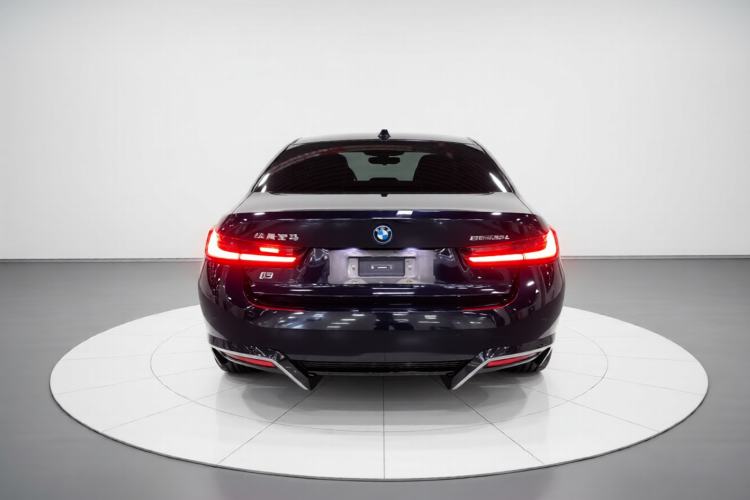 Used BMW i3 2024 eDrive 35 L
